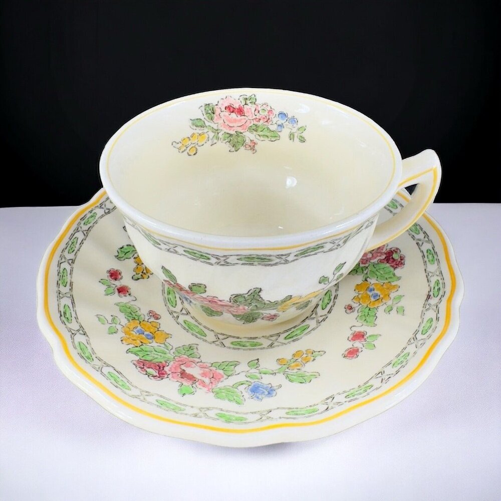Antique Royal Doulton The Cavendish Porcelain Teacup And Saucer Set England VTG